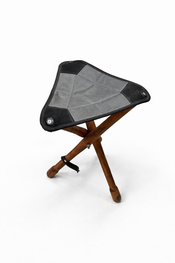 Stoličica tronožac - platno